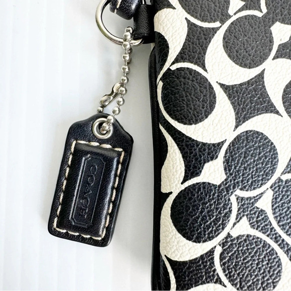 Coach Black and Cream Signature Wristlet Zip Closure Silver Hardware Blue Lining - Picture 2 of 6
